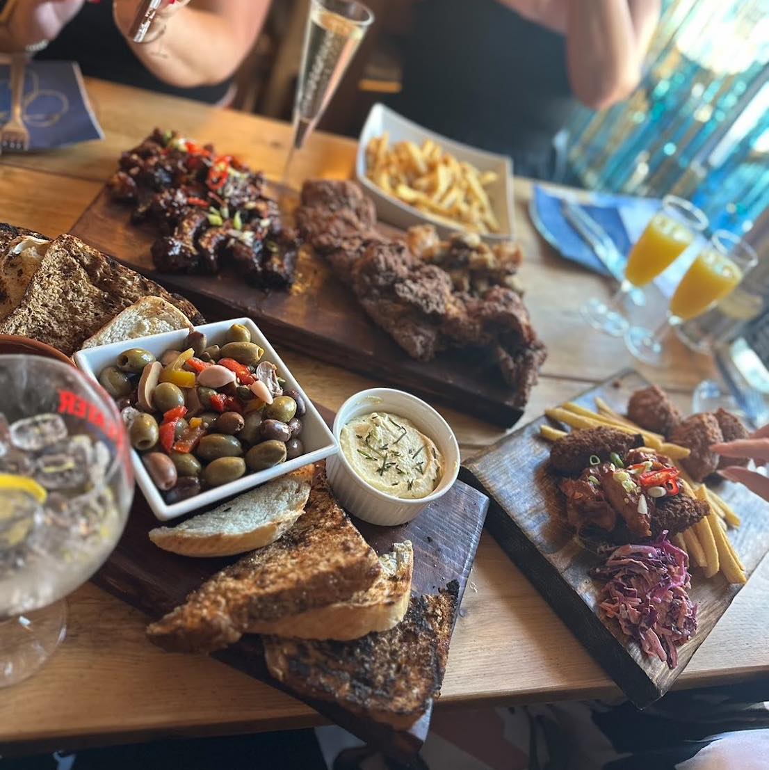 Themed bottomless brunch Thanet